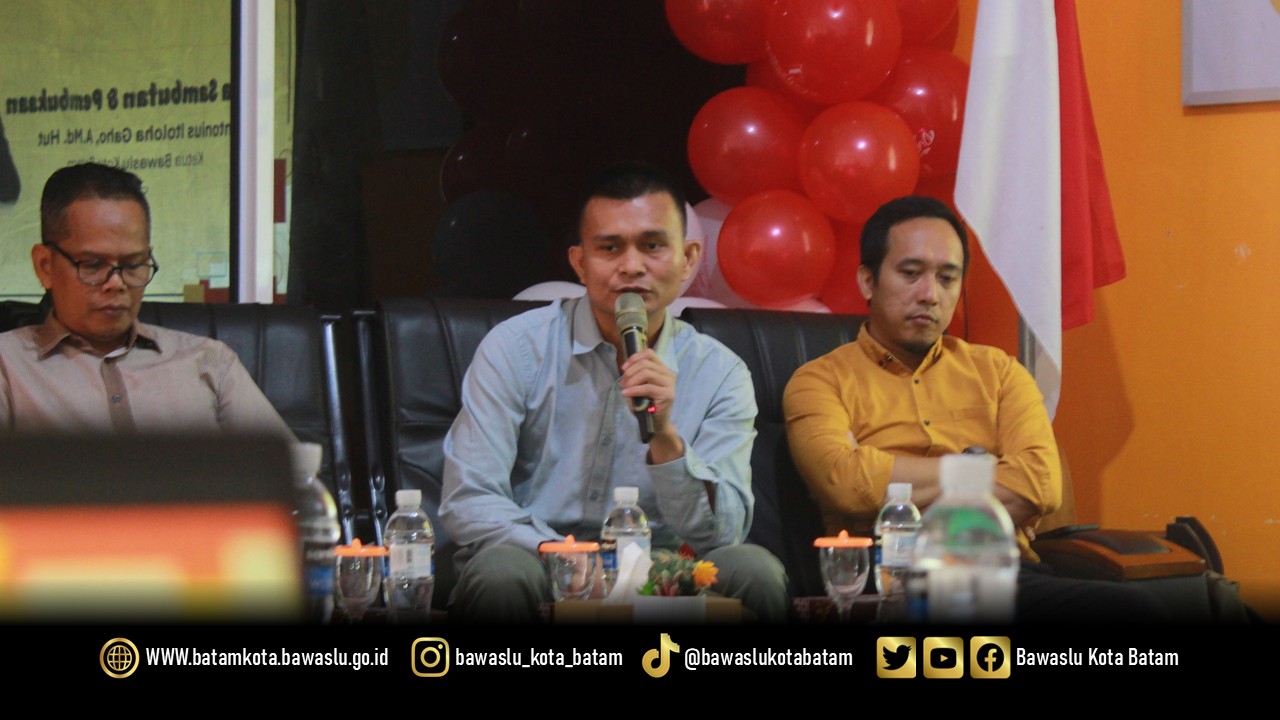 Ketua Bawaslu Kota Batam, Antonius Itoloha Gaho saat membuka kegiatan Koordinasi Penanganan Pelanggaran