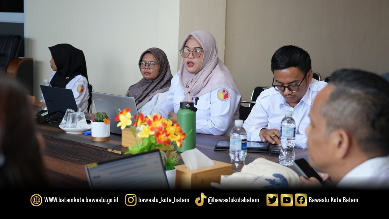 Bawaslu Kota Batam menggelar Diskusi Mingguan Diserbu Seri Pertama 2026 dengan tema Pemutakhiran Data Partai Politik Secara Berkelanjutan melalui SIPOL, Rabu (28/1/2026).