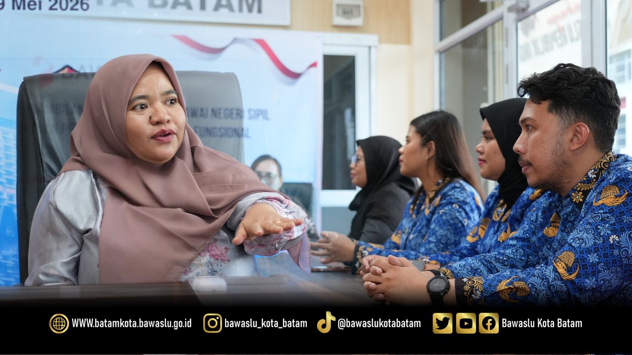 Koordinator Divisi SDM, Organisasi dan Diklat Bawaslu Kota Batam, Ully Yushariyen Damanik, menyampaikan pesan penguatan integritas kepada pegawai yang resmi dilantik sebagai PNS di lingkungan Bawaslu RI, Selasa (19/5/2026).