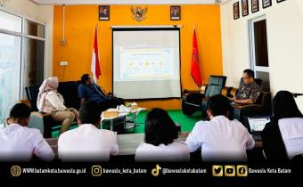 Pelaksanaan diskusi mingguan Bawaslu Kota Batam