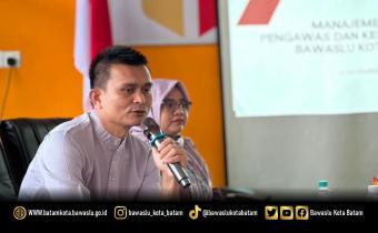 Ketua Bawaslu Kota Batam Antonius Itoloha Gaho, saat menyampaikan sambutan sekaligus membuka kegiatan.