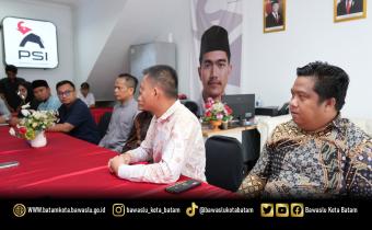Ketua dan Anggota Bawaslu Kota Batam melakukan kunjungan silaturahmi dan koordinasi ke kantor DPD PSI Kota Batam, Jumat (27/2/2026), dalam rangka penguatan hubungan kelembagaan dan pemutakhiran data partai politik.
