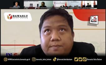 Koordinator Divisi Pencegahan, Parmas, dan Humas Bawaslu Kota Batam, Zainal Abidin, menyampaikan arah dan perencanaan program kerja tahun 2026 dalam Rapat Koordinasi Divisi P2H/HP2H Kabupaten/Kota se-Provinsi Kepulauan Riau yang diselenggarakan oleh Bawaslu Kepri secara daring, Selasa (10/2/2026).