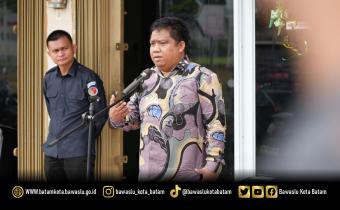 Amanat apel pagi oleh Zainal Abidin, koordinator divisi pencegahan, parmas dan humas Bawaslu Kota Batam menekankan bahwa setiap izin dan setiap jam kerja adalah bentuk tanggung jawab moral. Menjaga citra, menjaga integritas