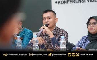 Antonius Itoloha Gaho, saat menghadiri kegiatan Silaturahmi dan Koordinasi Lanjutan terkait Pengawasan Pemutakhiran Data Partai Politik Berkelanjutan Tahun 2026 di Kantor DPD Partai NasDem Kota Batam, Jumat (16/10/2026).