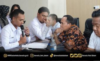 Bawaslu Kota Batam menggelar Diskusi Asyik Bareng Bawaslu (Diserbu) Seri ke-13 dengan tema Pelaksanaan Mediasi Penyelesaian Sengketa Proses Pemilu, Rabu (14/10/2026).