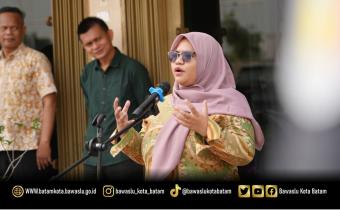 Koordinator Divisi SDM, Organisasi, dan Diklat Bawaslu Kota Batam, Ully Yushariyen Damanik, mengingatkan seluruh jajaran Bawaslu untuk menjaga kesehatan sekaligus memperkuat kualitas kerja pengawasan, Senin (5/10/2026).